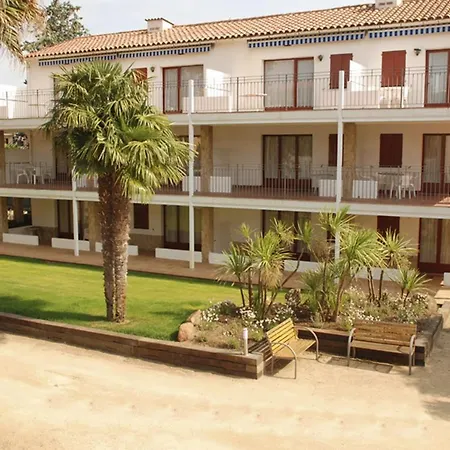 Margarita Sabina Pinell * Castell-Platja d’Aro