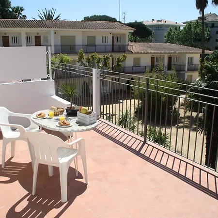 Margarita Sabina Pinell Apartment *