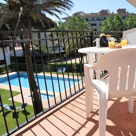 Margarita Sabina Pinell Apartment *
