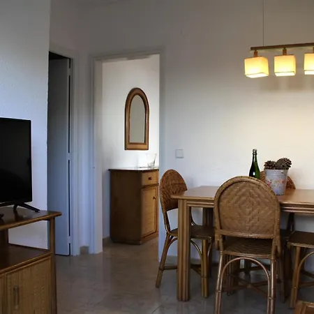 Margarita Sabina Pinell Apartment *