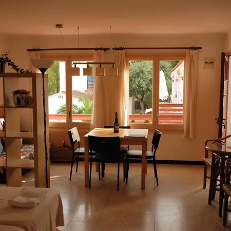 Margarita Sabina Pinell Apartment
