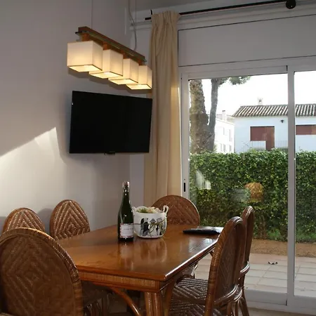 Margarita Sabina Pinell Apartment *